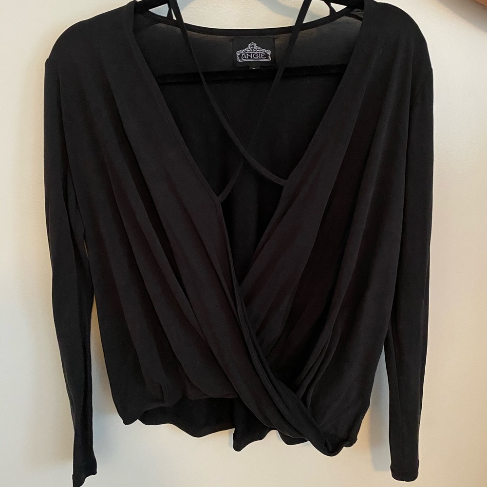 Open chest, cross string long sleeve